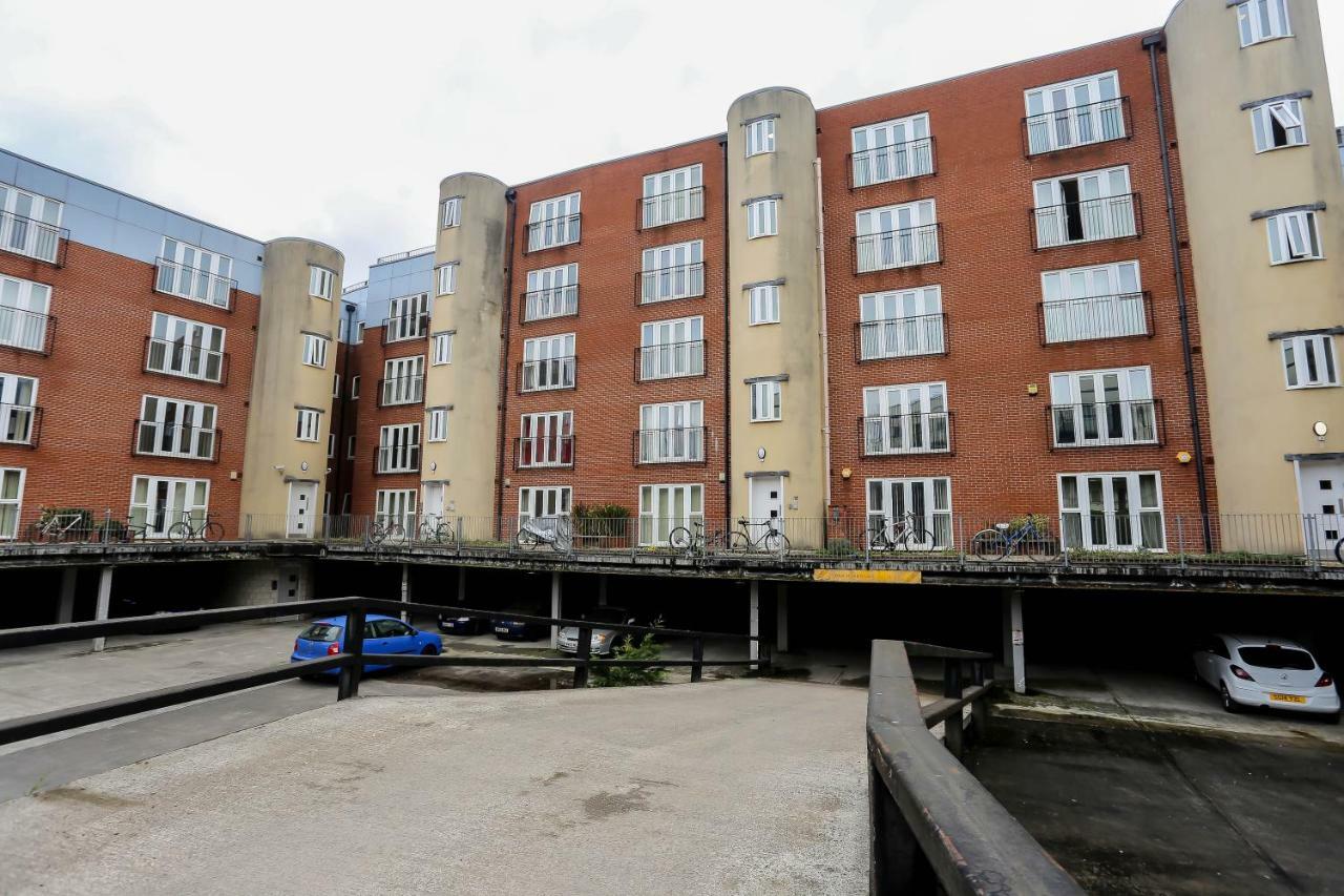Freyas Apartment Manchester Exterior photo